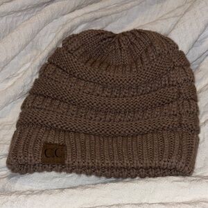 Classic CC Beanie, Light Brown